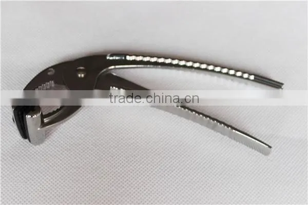 Clay Pot Pincers