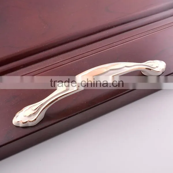 New Products White Creative Eur-style Furniture Accessories Kitchen Cabinet Handles and Knobs