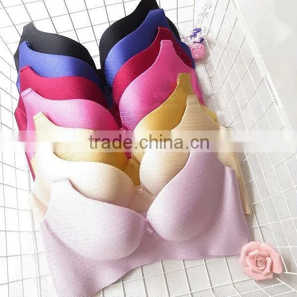 Colorful Silk Fabric Bra and Brief Sets New Design
