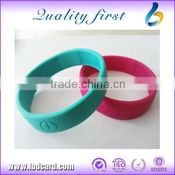 125KHz RFID LF Silicon Wristband With EM4200 Chip photo-4