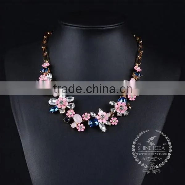 High Quality Vintage Rhinestone Flower Chunky Statement Necklace Tin Alloy Fashion Women Pendant Necklace 6390133