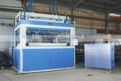 Suitcase Making Machine(XSH1007/65 Thick Theet Vacuum Forming Machine) photo-2