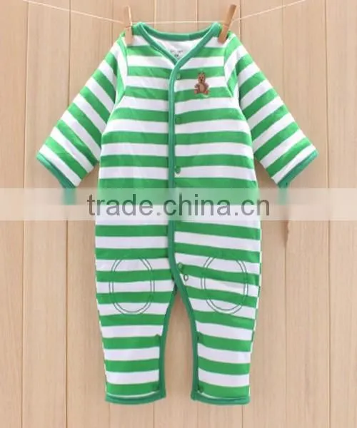 Wholesale Cheap Organic Cotton Newborn Baby Clothing Set photo-2