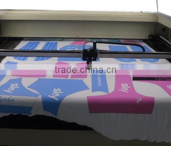 Best Price 100w 120w Roll Fabric Laser Cutting Machine 180*150cm photo-3