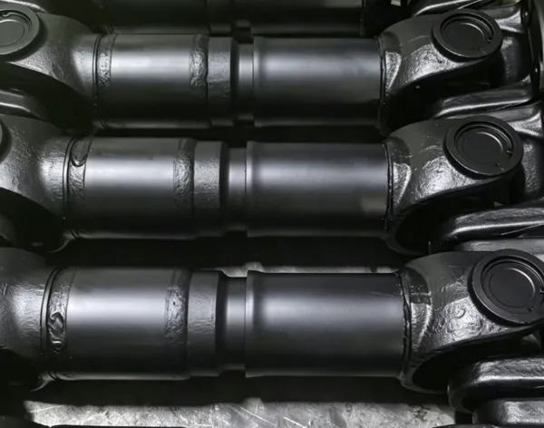 Truck Transmission Parts Drive Shaft 4110000392 With Flange Forks With Universal Joints