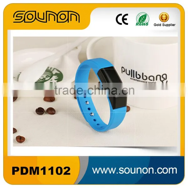 Sounon Fashion Smart Pedometer Specially Design Wristband Pedometer Watch, USB Charge Pedometer Watch photo-4