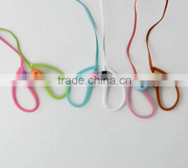 Top Quality Cool Design Earhook Cheap Colorful Earphone for Promotional SM-Q201 photo-2