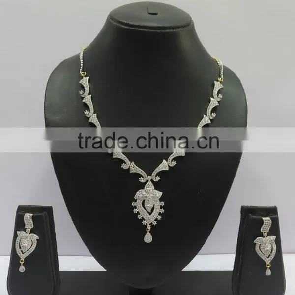 Attractive Rhinestone Necklace Sets