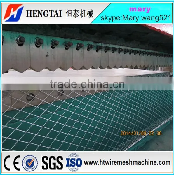 Advanced Technology CNC Sheet Metal Punching Machine photo-4