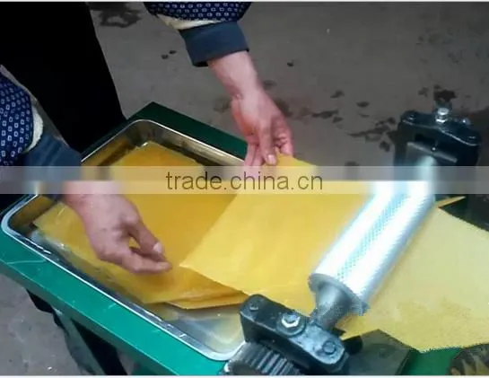 Automatic slicing machine / beeswax foundation sheets machine supply