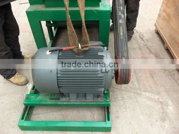 HUAHONG First-rate Wood Hammer Mill,wood Crusher Machine ,Wood Shredded Machine From China photo-4