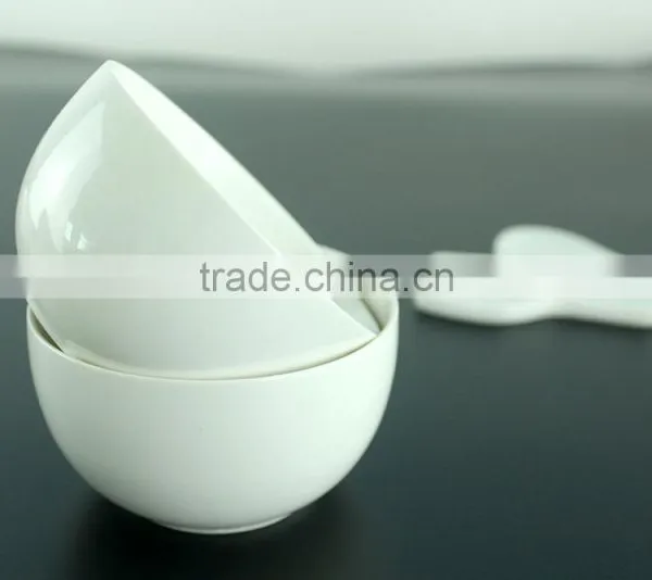 China Supplier New Premium Custom Design White Glazed Porcelain Dinner Set photo-5
