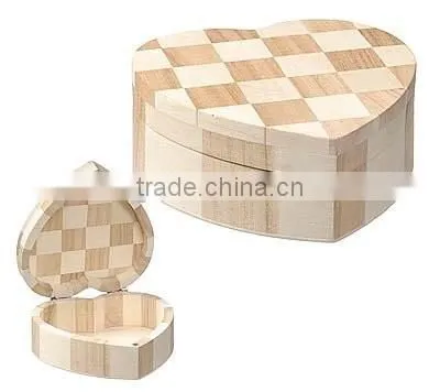 2015 Newest Top Quality Wooden Box|heart Shape Wooden Box photo-3
