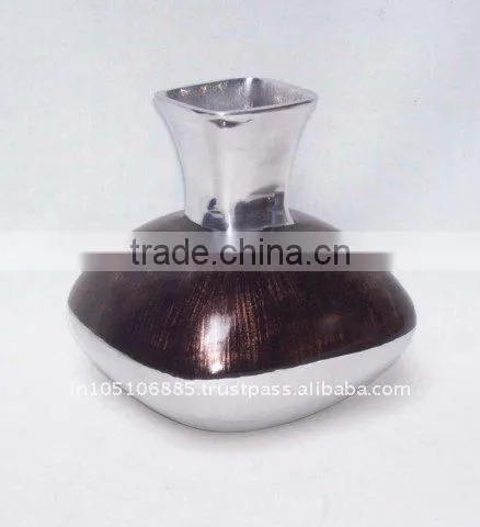 Aluminium Flower Vase/Antique Flower Vase