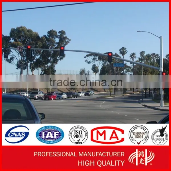Anti-rust Polygonal Traffic Light Poles With Galvanized and Powder Coated