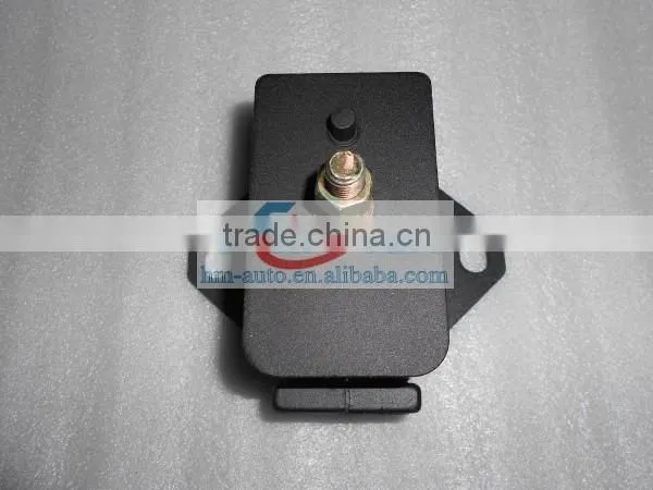 L200 Pick Up 4M40 Engine Mount MR992670 photo-2