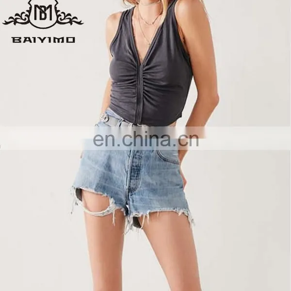 2017 Latest Design Black Simple Cropped Sexy Tank Top Lady