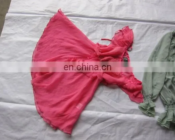 Summer Season and Women Gender Second Hand Clothing Sale photo-2