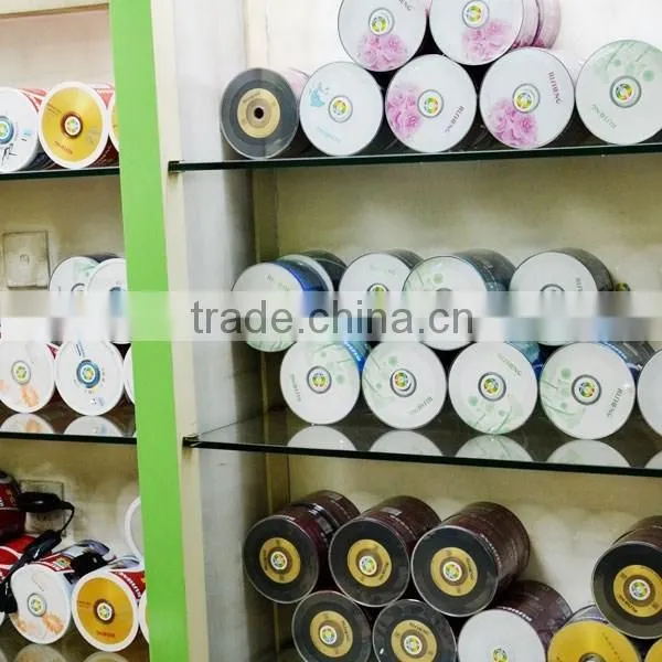 RISHENG 52X 700MB Banana Blank Cd/ Blank 120 Minute cd R/shrinkwrap 52X Blank cd Stock photo-6