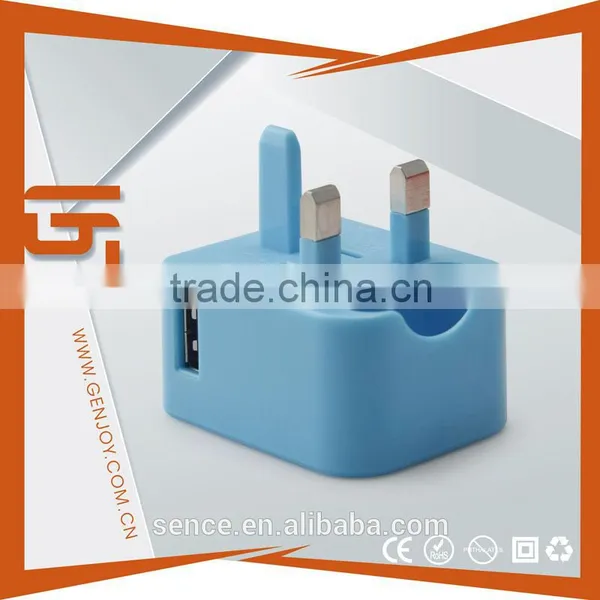 Universal Travel Adapter With USB Port Charger photo-3
