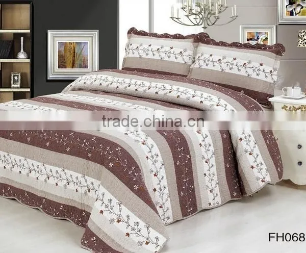Patchwork Quilt Set photo-3