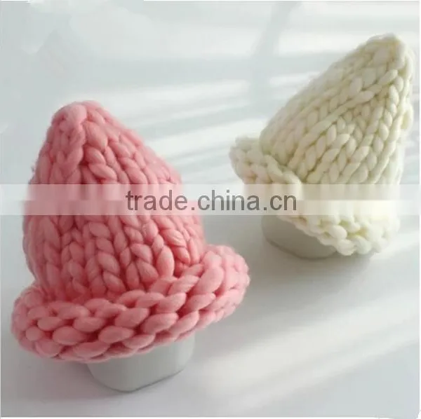 Top Sale Winter Thick Yarn Crocheted Cap photo-2