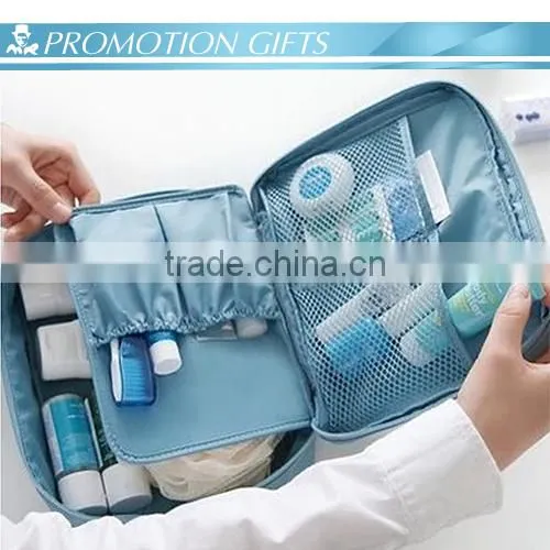 Custom Nylon Makeup Bag Portable Cosmetic Bag photo-5