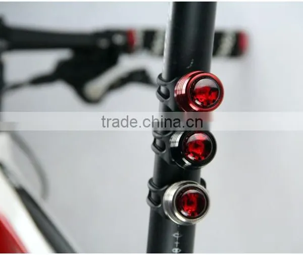 5mm LED Bike Light Bicycle Tail Light 2*CR2032 photo-3