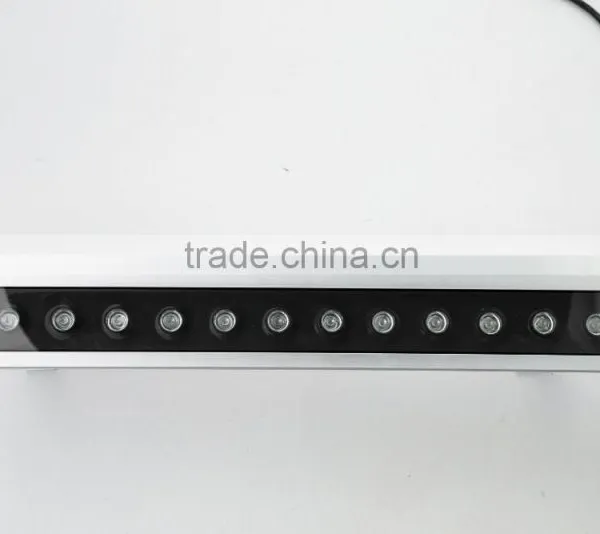 Outdoor Ip65 CE RoHS Approval 12W 60cm RGB Linear Strip Led Wall Washer Light photo-5