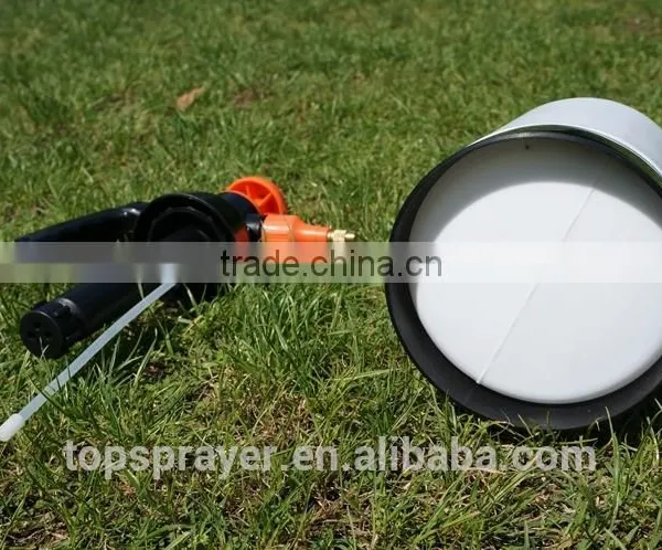 2L Pressurized Herbicide Sprayer Garden Sprayer Plastic Pump Sprayer photo-3