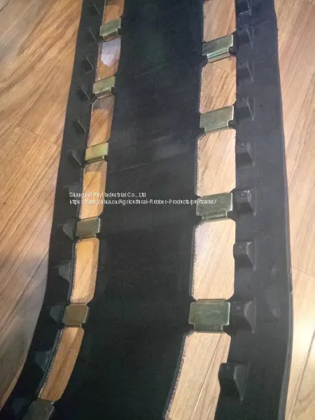 Rubber Track 305*103.7*20 for Snowmobile With Metal Slider photo-3