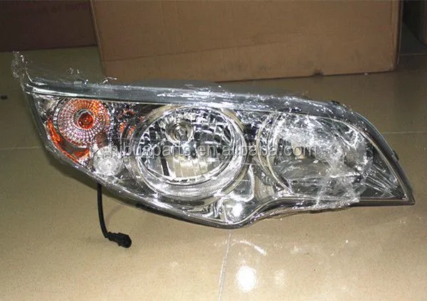Exterior Accessories Bus Headlights Supplier 37HA1-11200 37HA1-11100 KLQ6856 Higer Bus Head Light Bulb 24v photo-3