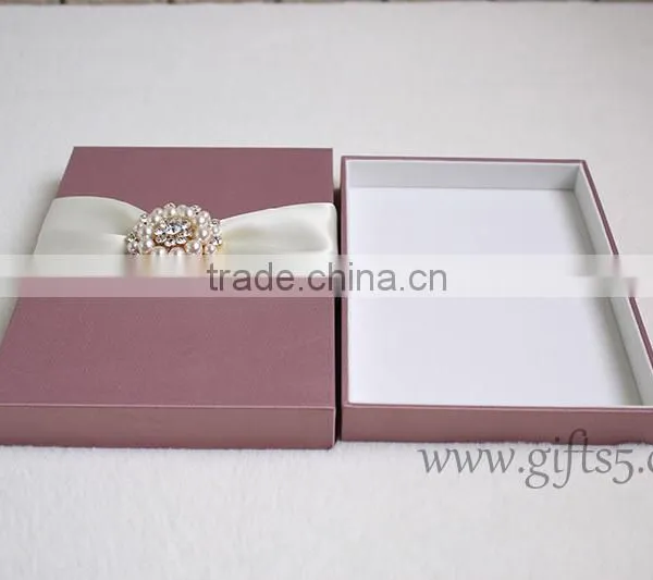 Unique White Custom Wedding Invitation Card Box photo-3