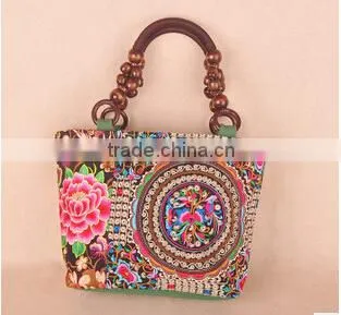 2016 New Design China Tribal Woman Embroidery Beaded Handbag photo-2
