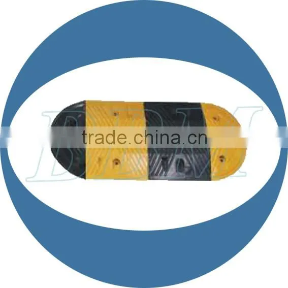 Durable Rubber Traffic Speed Bump photo-2