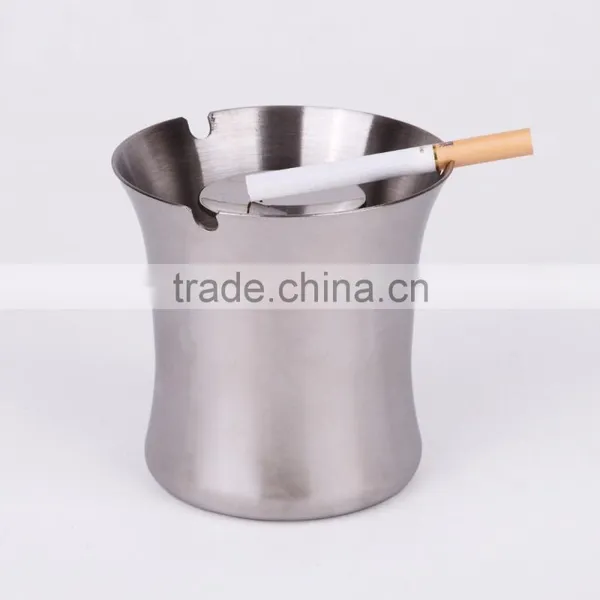 Popular Round Shape Portable Cigarette Ashtray photo-3