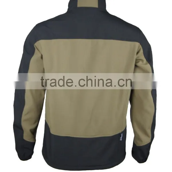 Softshell Jacket Men Outdoor Waterproof Softshell Jacket Windbreaker Jacket photo-2