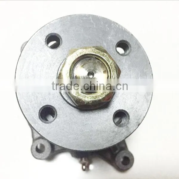 HD700-5 HD700-7 Water Pump photo-2