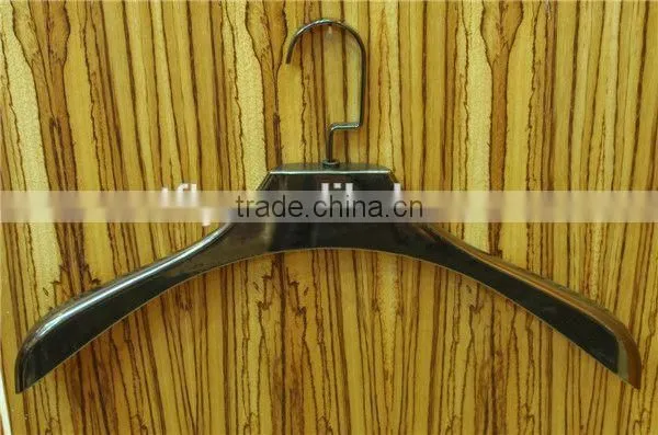 Cheap Plastic Cloth Hanger for Shirt