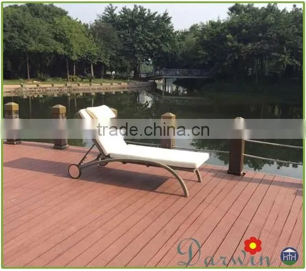Ro Hotel Lounge Chair With Wheels photo-4