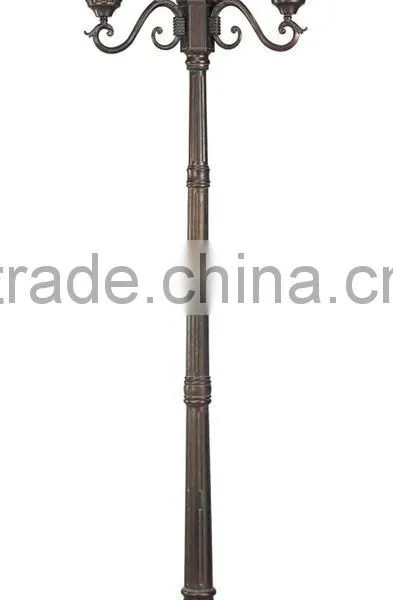 Factory Direct IP44 Retro Aluminum Garden Street Light photo-2