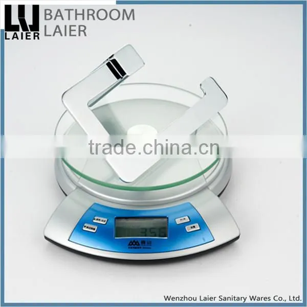 Elegant Unique And Versatile Zinc Alloy Chrome Finishing Bathroom Accessories Wall Mounted Toilet Paper Holder photo-5