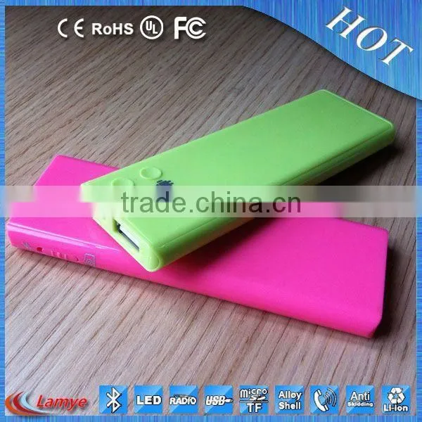 Oem Smartphone Self Timer Colorful Solar Automatic Mobile Charger photo-3