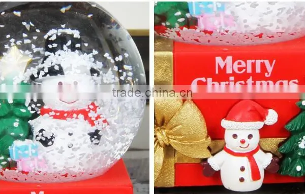 Hot Sale Gifts Musical Christmas Snow Globe Handwork Christmas Snow Globe photo-4