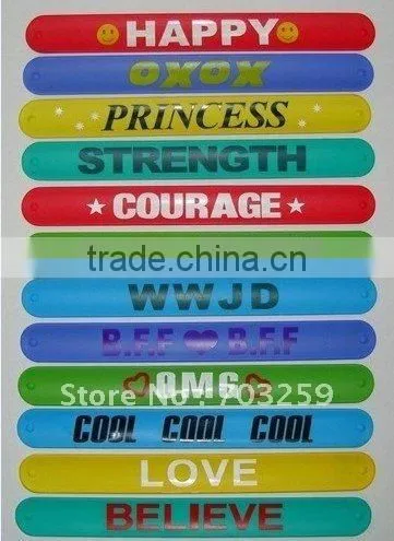 China Factory Customized Design Personalized High Quality Sillicone Slap Wristband photo-2