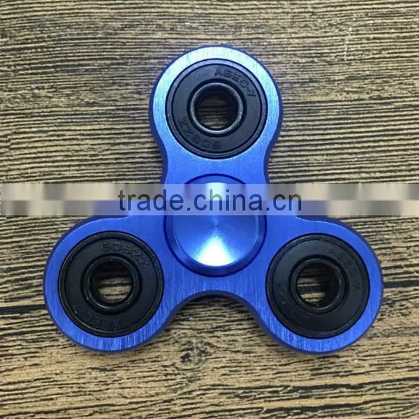 Fingertips Gyro Colorful Aluminum Alloy Big Three Round Bright Color Big Three Yuan Black Circle Finger Gyro Metal Gyro Decompre photo-2