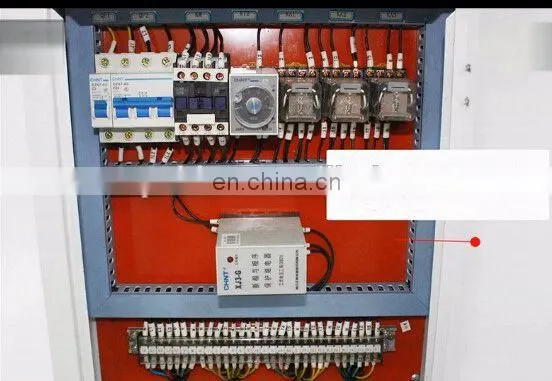 China OEM Single Head Corner Crimping Machine / Aluminum Window Forming Machine photo-5