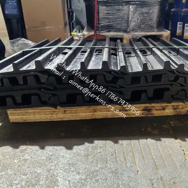 For High Quality CAT Spot Sales126-5062 126-5066 of Chassis Parts and Track Shoes for Construction Machinery photo-2