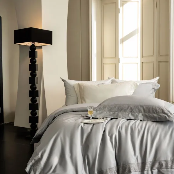 Skin-Friendly 100% Cotton Queen 4-Piece Set, Machine Washable Durable Bedding Collection photo-2