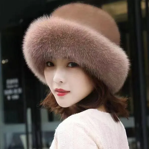 Hats Manufacturer Wholesales New Winter Faux Fur Hats High quality soft faux fur material, super warm and comfortable.